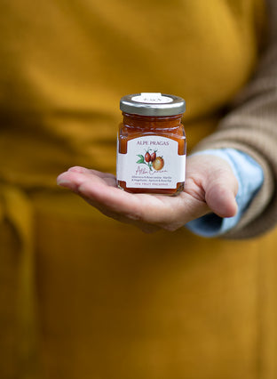 Fruit preserve Apricot & Rose hip 335g